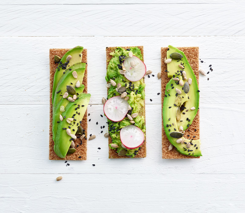 Avocado sandwich with sesame and sunflower seeds | FINN CRISP