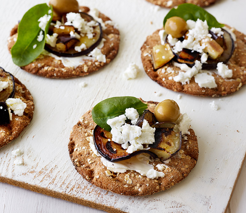 Barbequed eggplant with feta cheese| FINN CRISP