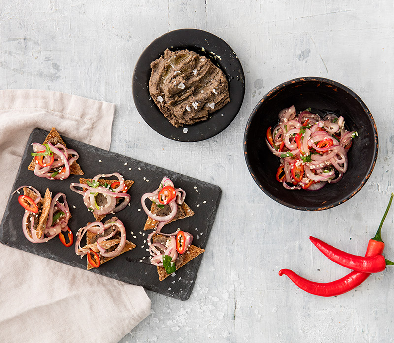 Homemade Black Bean dip with red onion and cilantro salad| FINN CRISP